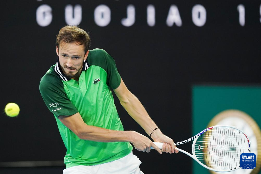 清晰而坚定 清晰而坚定